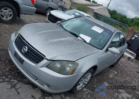 2006 Nissan Altima 2.5 S из США, поврежденный, VIN 1N4AL11D56C242699